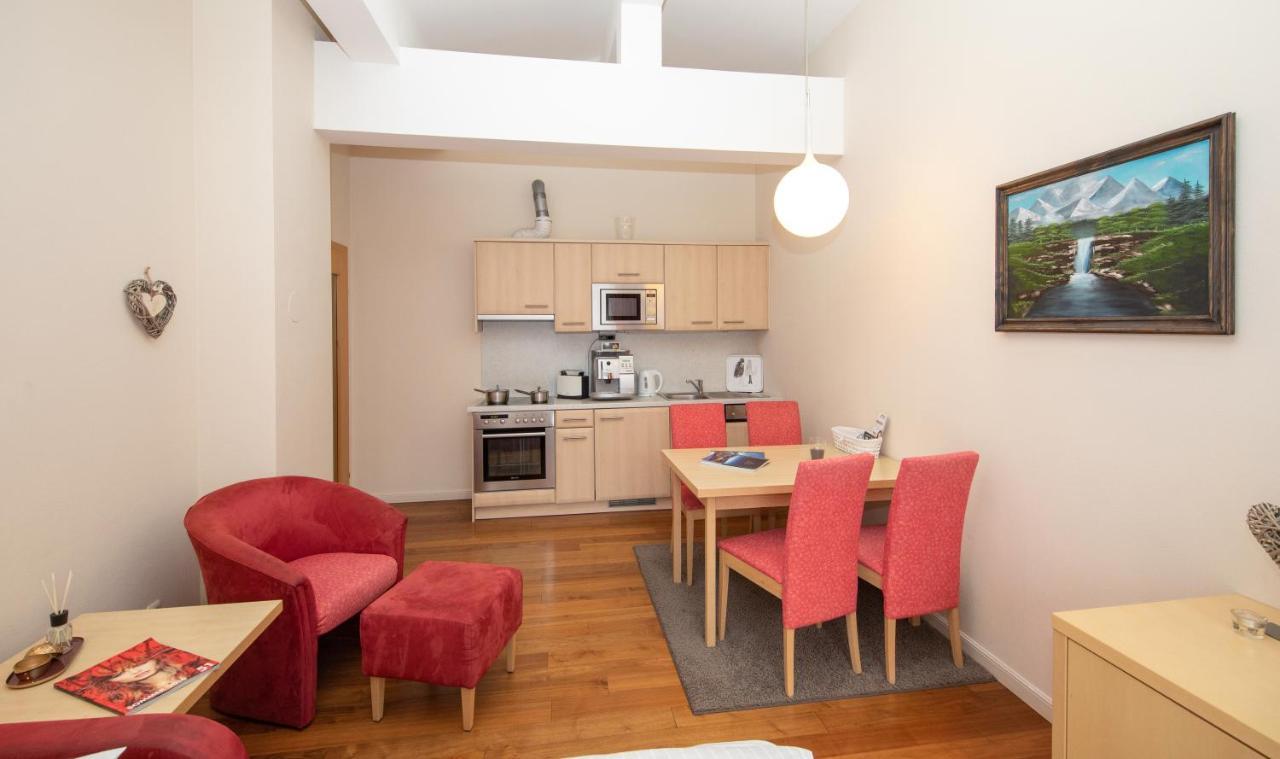 Arabella Golf- Und Ski-Appartement Zell am See Bagian luar foto